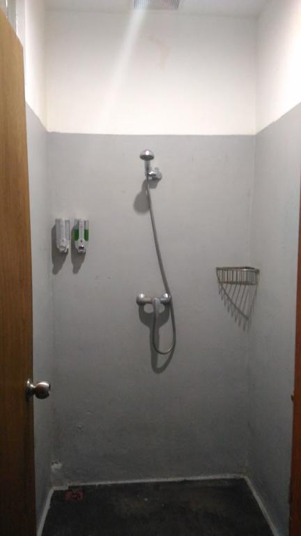 M Box Seminyak Hostel Ngoại thất bức ảnh